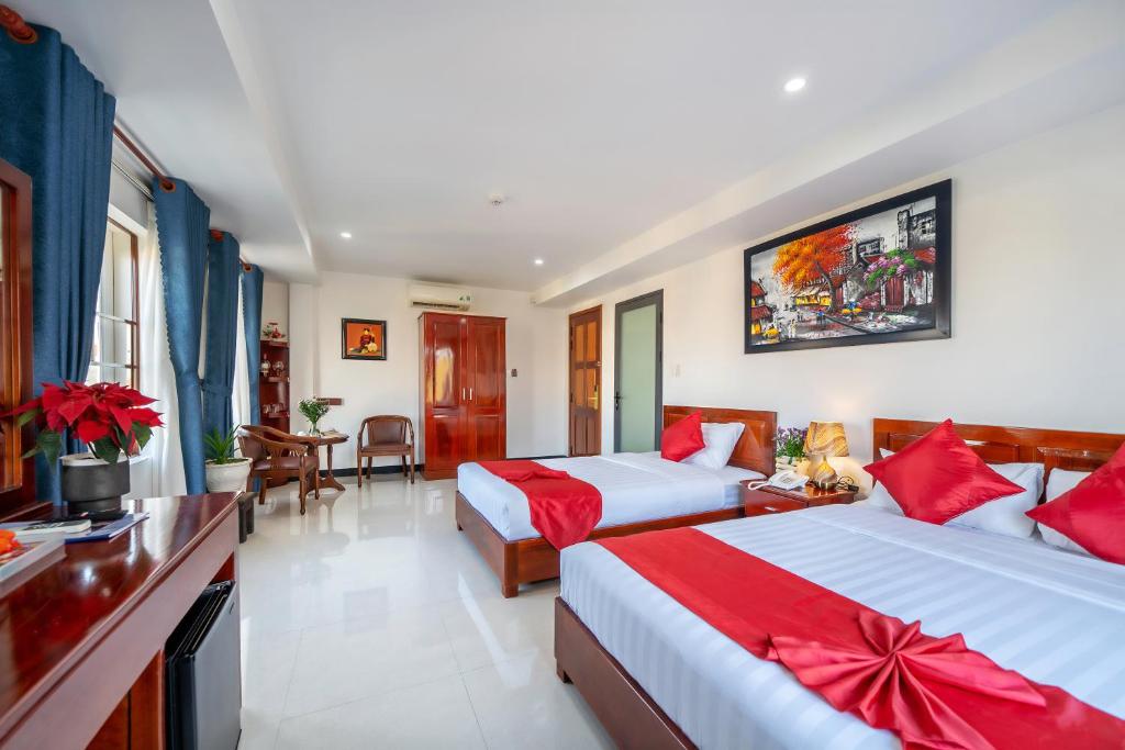 Gioan Boutique Villa - 13