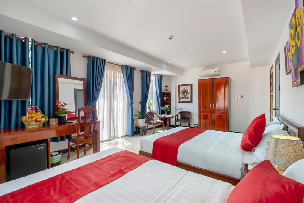 Gioan Boutique Villa - 11