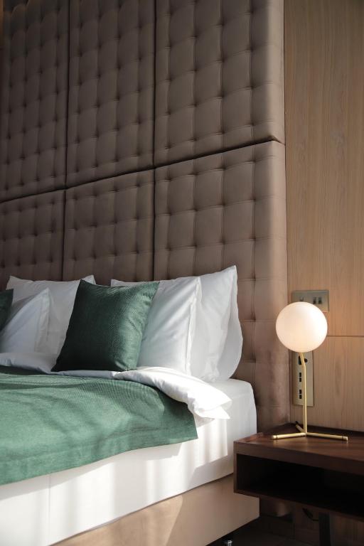 The Veil Hotel - Deluxe Çift Kişilik Oda (2 Yetişkin + 1 Çocuk)