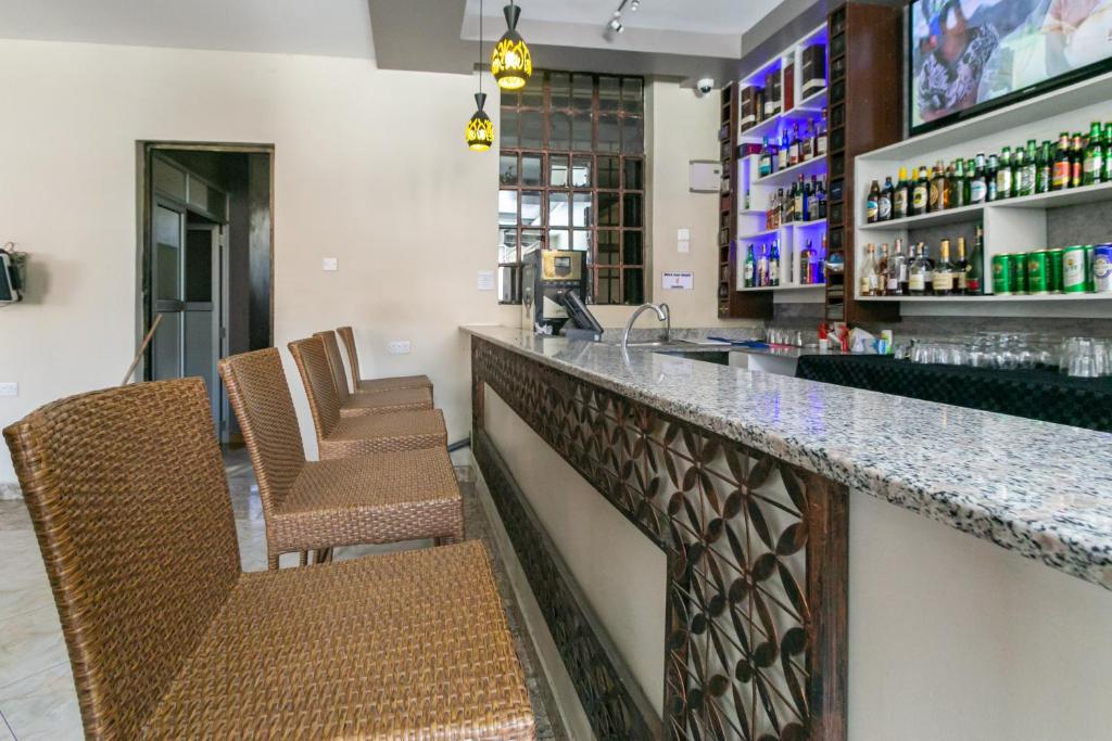 Lounge nebo bar v ubytování Kings Premier Inn