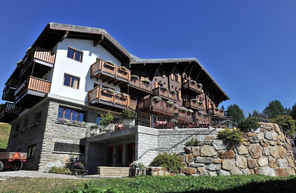 Budova, kde se hotel nachází