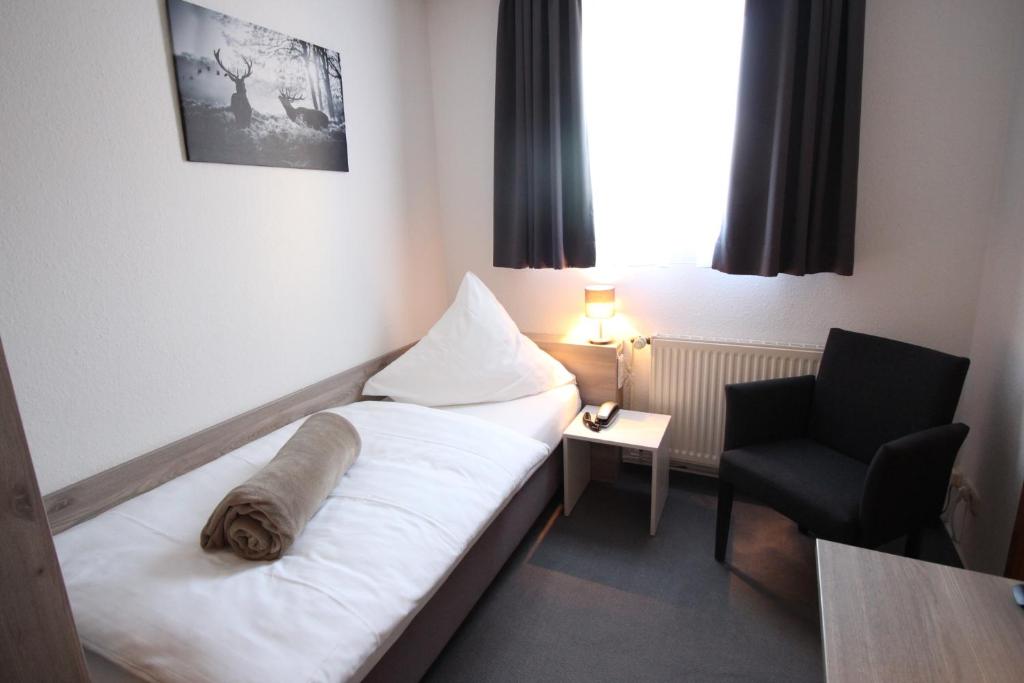 Hotel Restaurant Jägerhof - Single Room