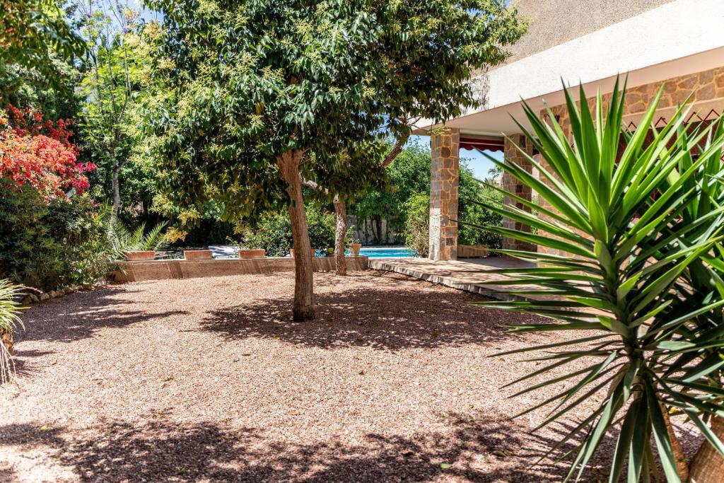 Gran Chalet céntrico con piscina y bbq privada a 5 minutos ...