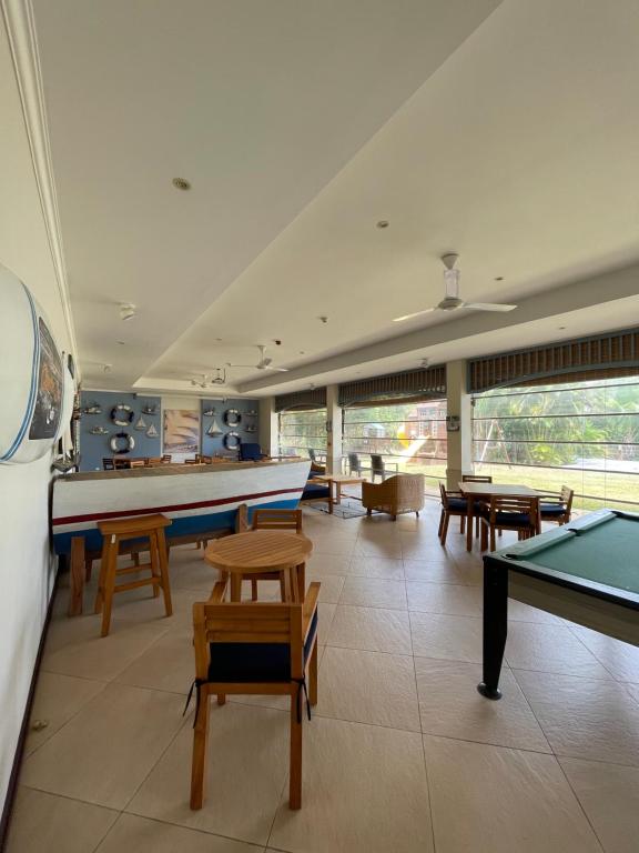 Biliár nebo kulečník v ubytování Eden Luxury Apartment P13 A2