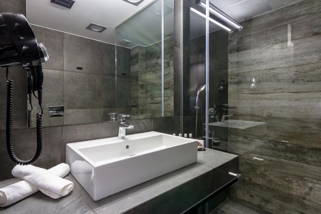 360 Degrees - Resim 21