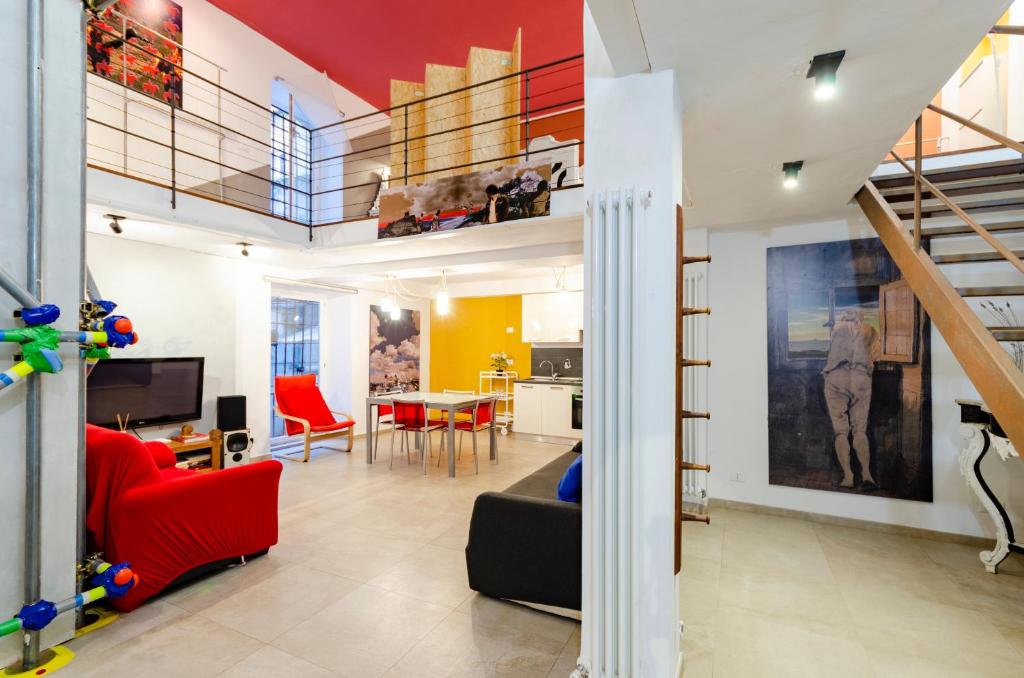 Fotografia z galérie ubytovania JOIVY Vibrant Open-Plan Apt for 6 in Historic Centre v Janove