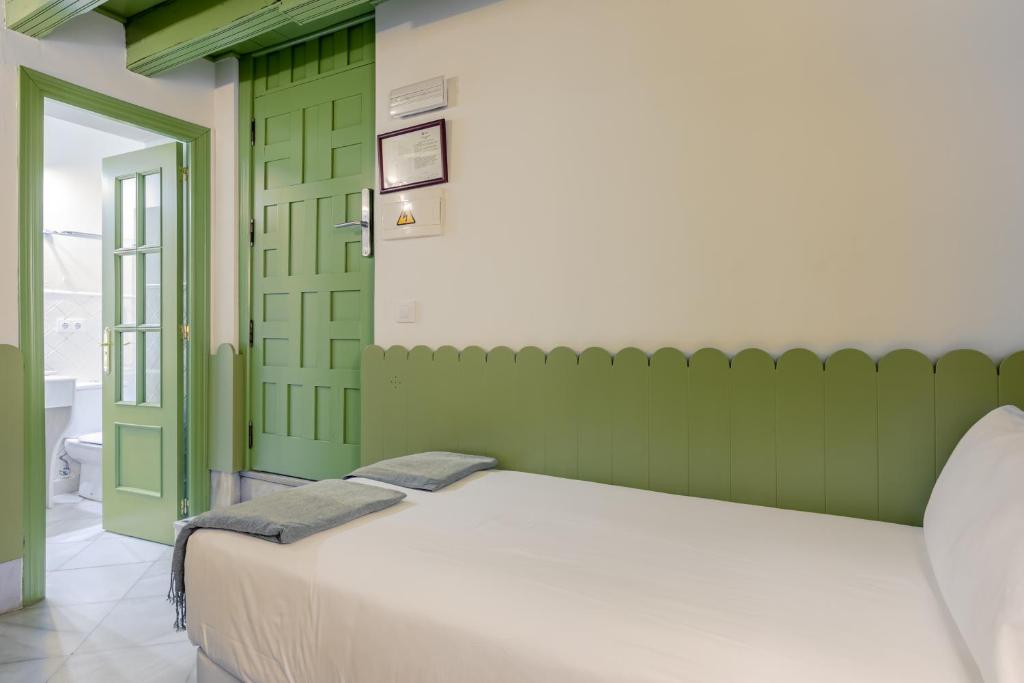 
Duplex Room (2-3 Adults)
