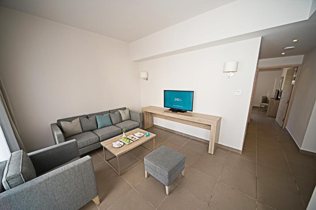 JAZ Fanara Residence - 16