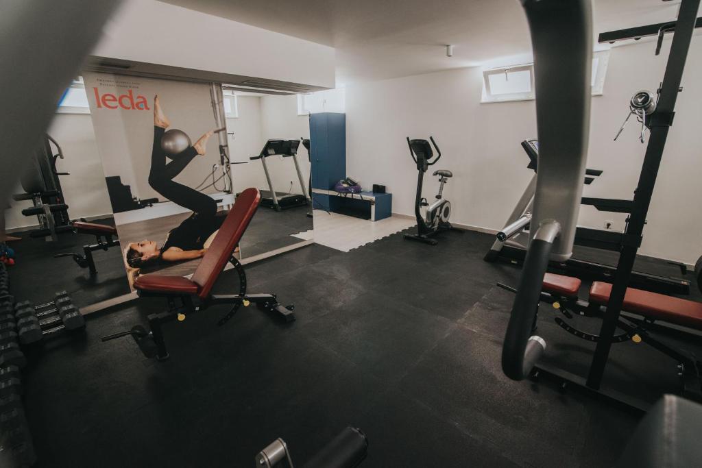 Posilňovňa alebo fitness centrum v ubytovaní Malo More Resort