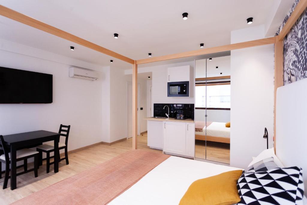 Welldone Sierpes Boutique - Resim 38