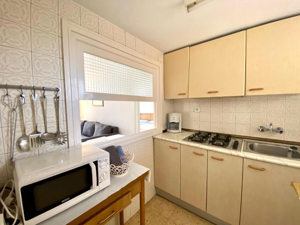 Kuchyň nebo kuchyňský kout v ubytování La Oca - Aloturin Benidorm