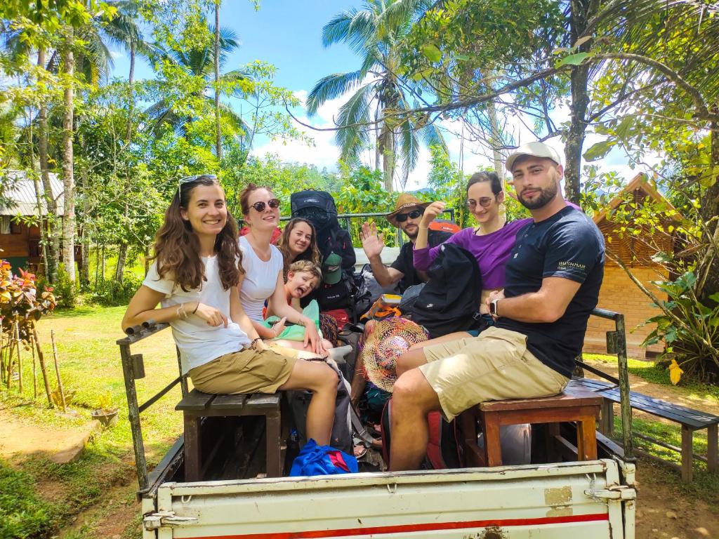 Gasten van Cinnamon Village Sinharaja