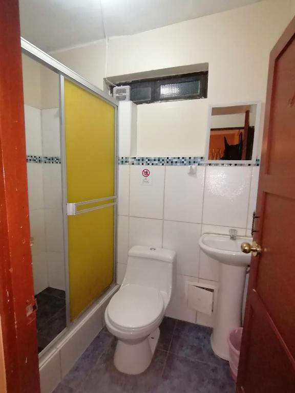 Koupelna v ubytování Conquista Cusco