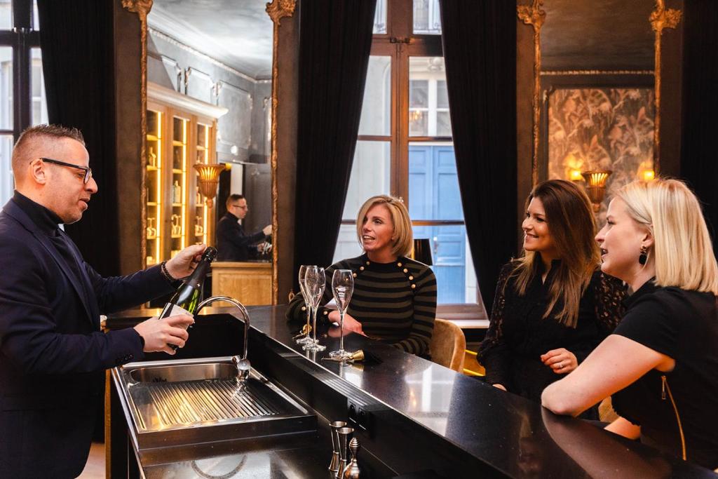 Hotel du Théâtre - Resim 7