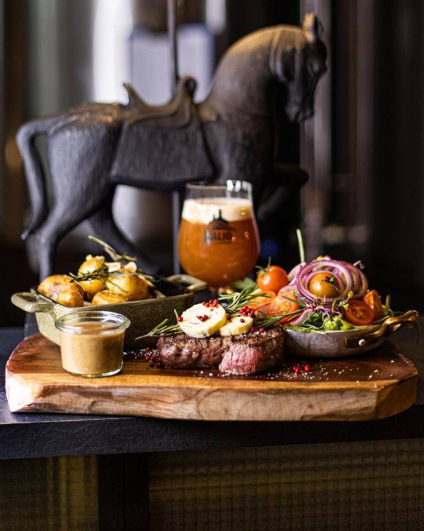 Jedlo v ubytovaní bed & breakfast alebo blízkom okolí