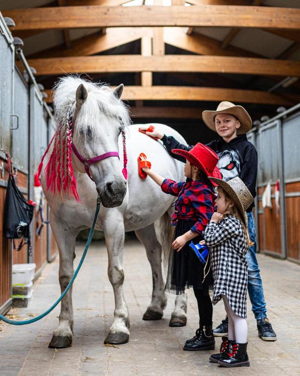 Deti v ubytovaní Salio Equisport Resort