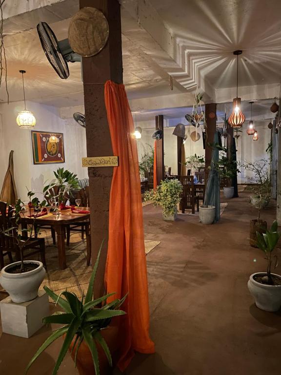 Fotografie z fotogalerie ubytování Kingcity Resort v destinaci Anuradhápura