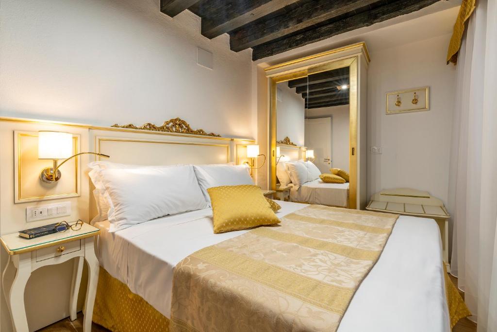 Laguna D'oro Luxury Apartments photo