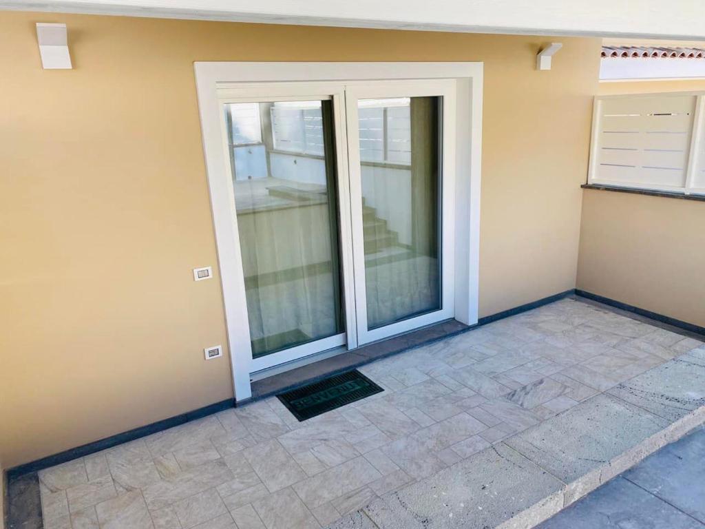 Nuova Residenza 7 Pini a Porto Pino - Ampio Appartamento