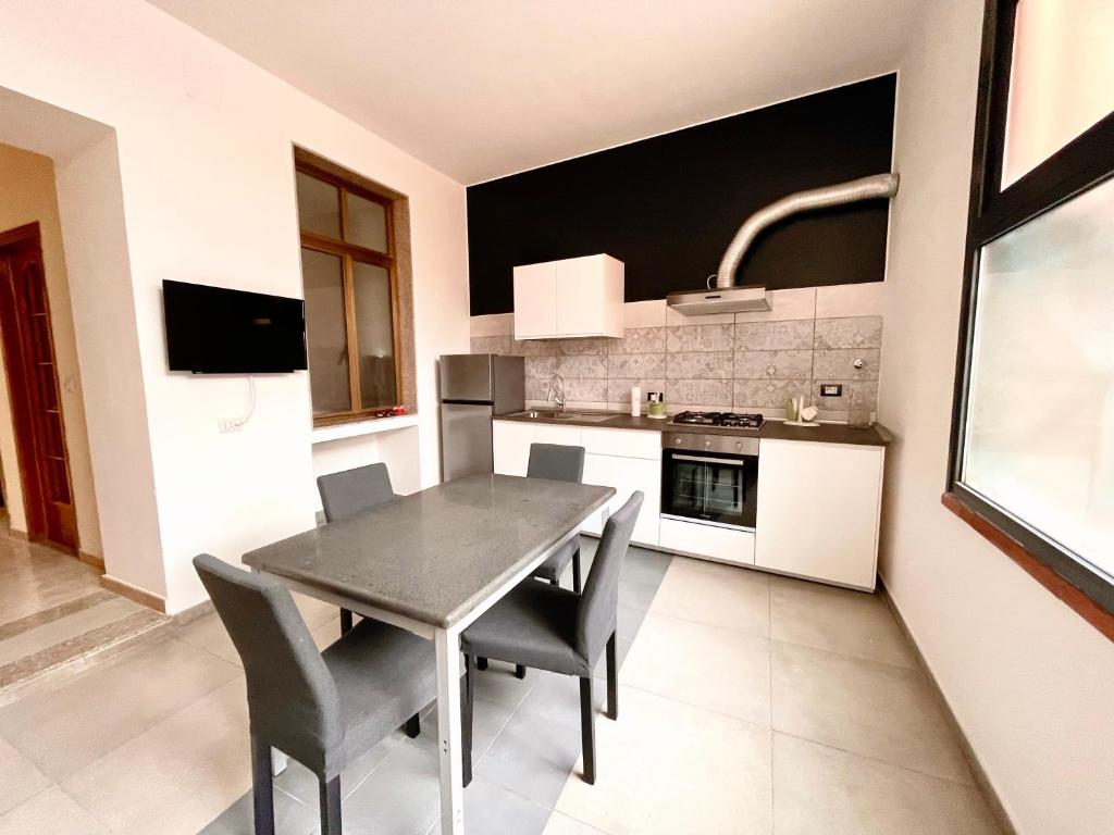 Kuchyňa alebo kuchynka v ubytovaní Casa della Lettera