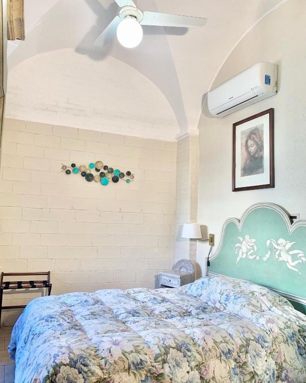 
Economy Single Room without view 
