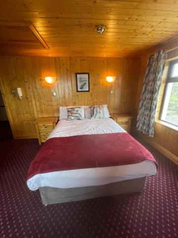 Postel nebo postele na pokoji v ubytování Ard Einne House Bed & Breakfast