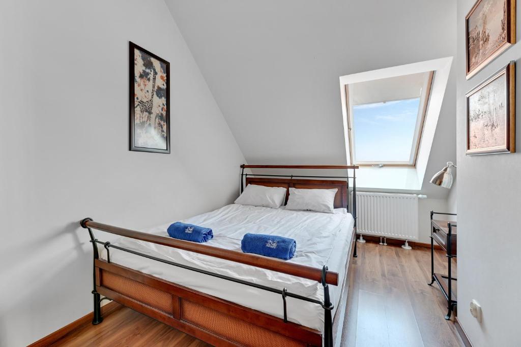 Posteľ alebo postele v izbe v ubytovaní Apartament Penthouse Q4Apartments