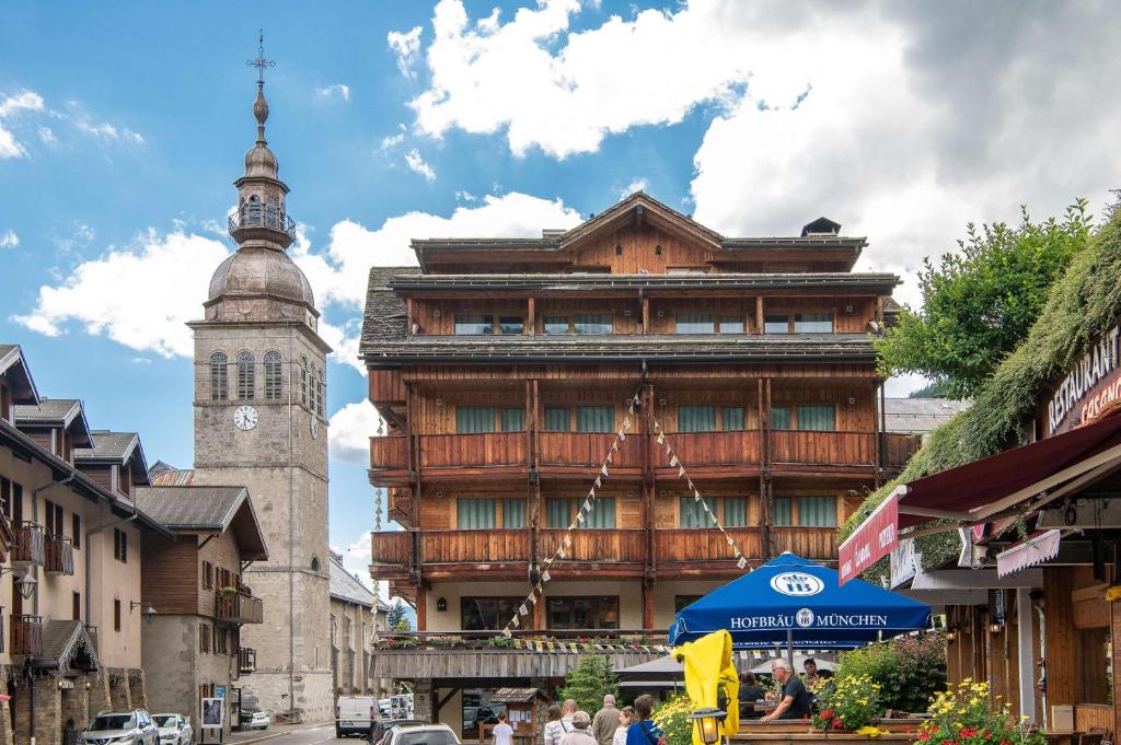 Budova, kde se hotel nachází