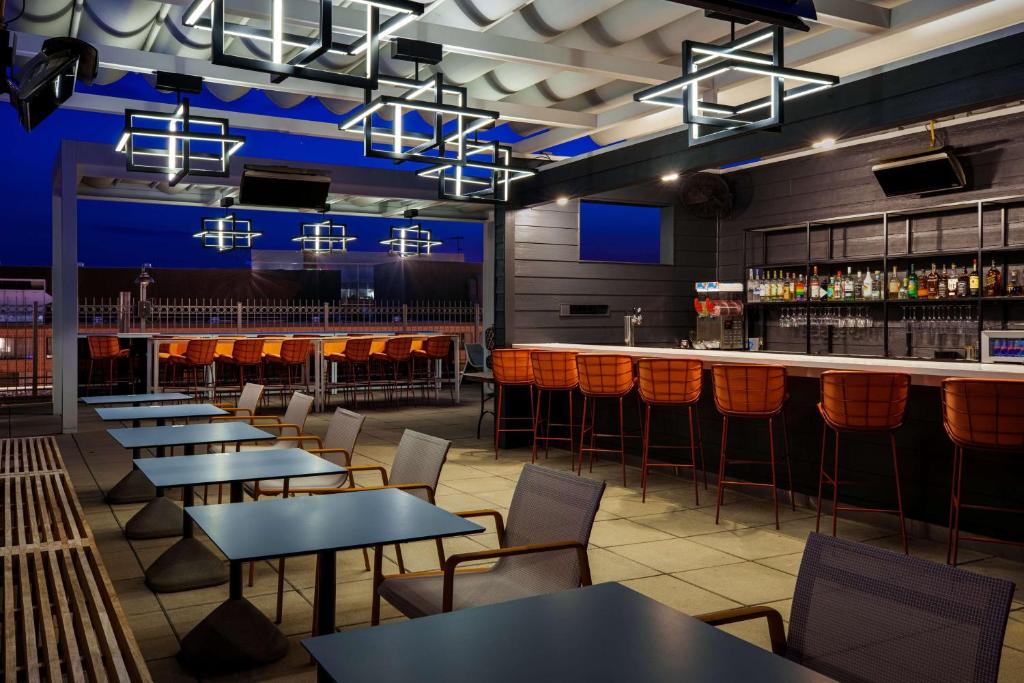 Restaurace v ubytování YOTEL Washington DC