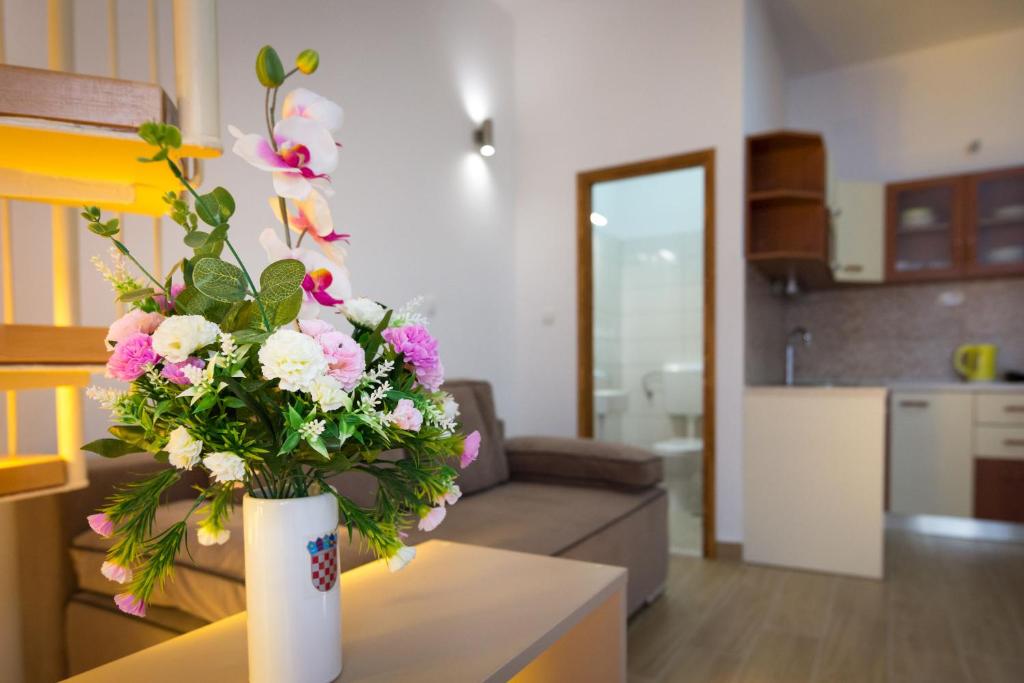 Kuchyňa alebo kuchynka v ubytovaní Apartment Bralic