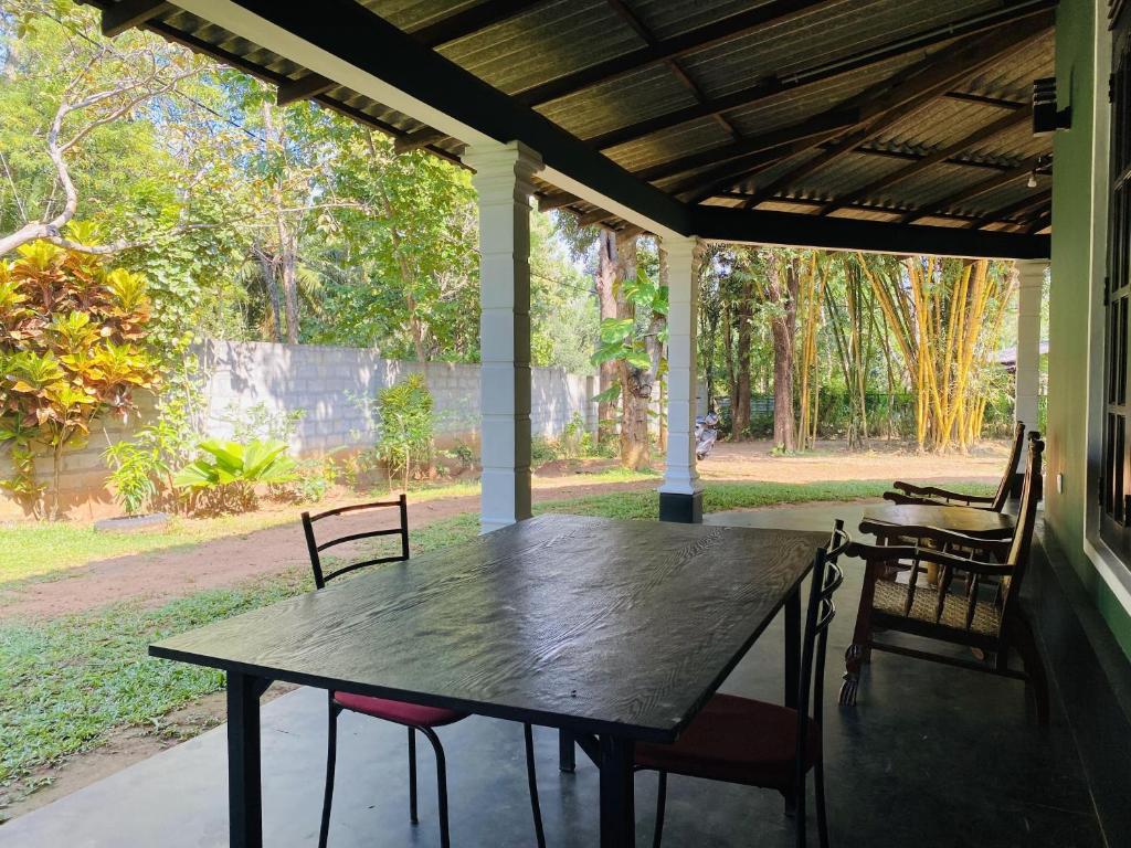 Zahrada ubytování Sigiri Siesta Homestay