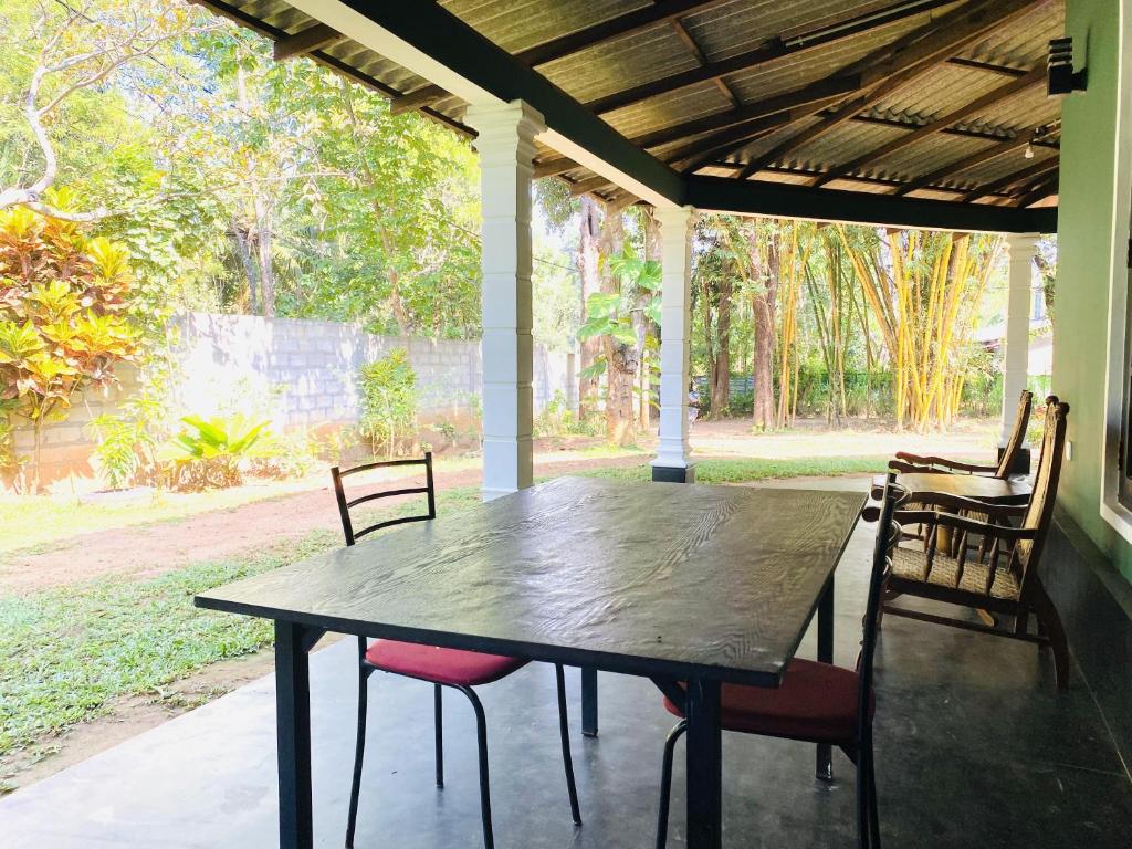 Zahrada ubytování Sigiri Siesta Homestay