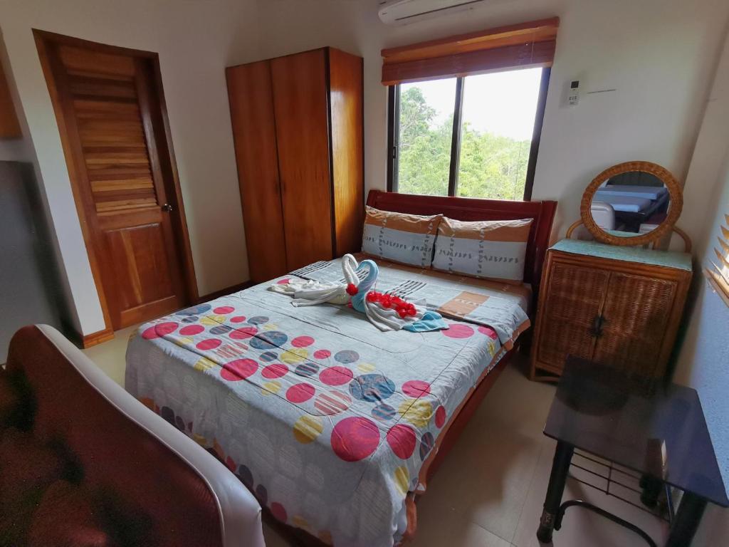 Postel nebo postele na pokoji v ubytování Nickles Park Resort