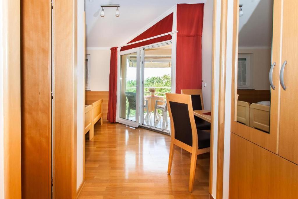 TV a/nebo společenská místnost v ubytování B&B Pansion Vago
