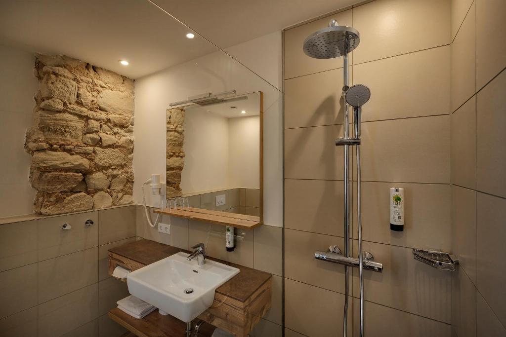 Koupelna v ubytování ApartHotel Rose