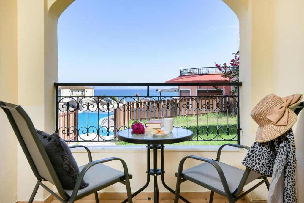 Balkón nebo terasa v ubytování CORFU PELAGOS HOTEL
