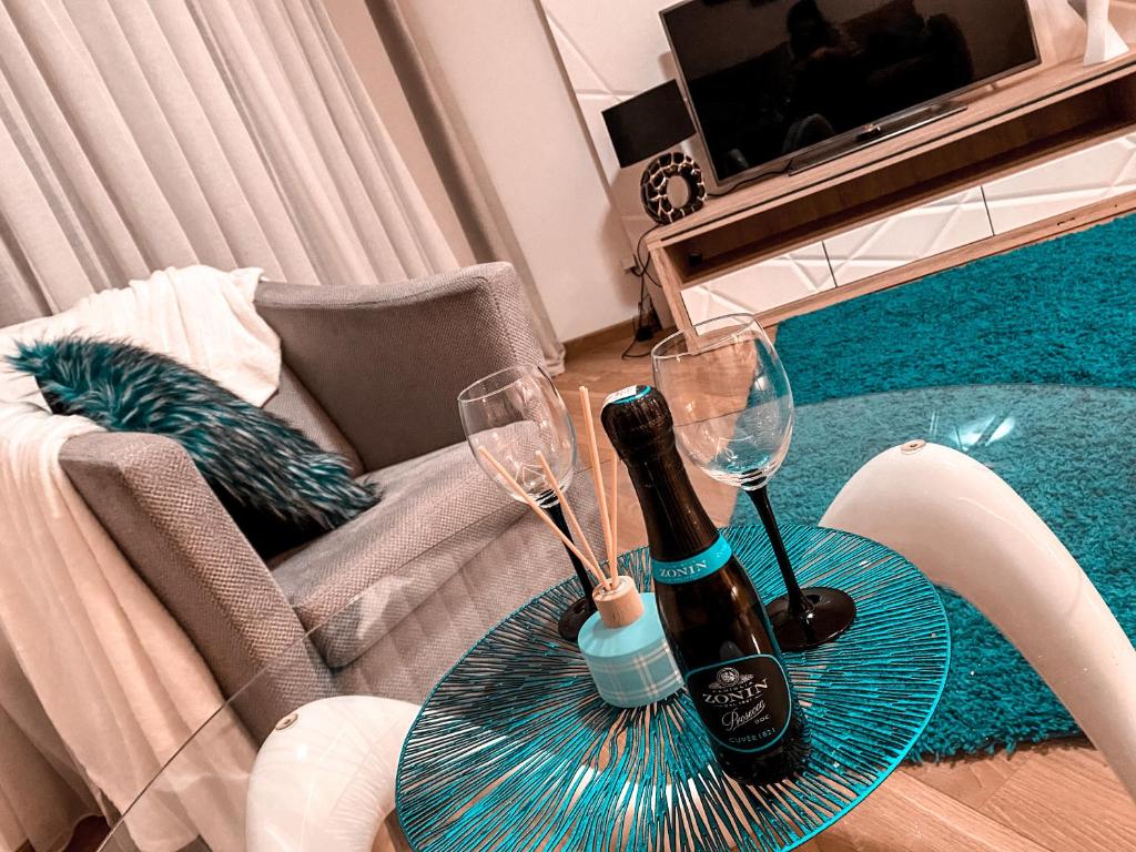 Televízia a/alebo spoločenská miestnosť v ubytovaní Apartament Solna 80 - Centrum Miasta z podziemnym garażem