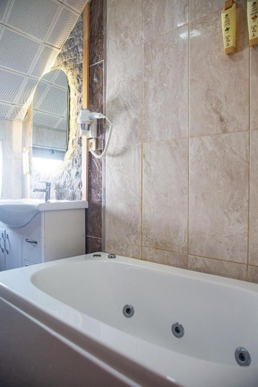 Koupelna v ubytování Emirtimes Hotel Kadıköy