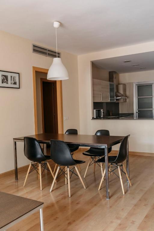 Kuchyň nebo kuchyňský kout v ubytování Barcelona Apartment Villarroel