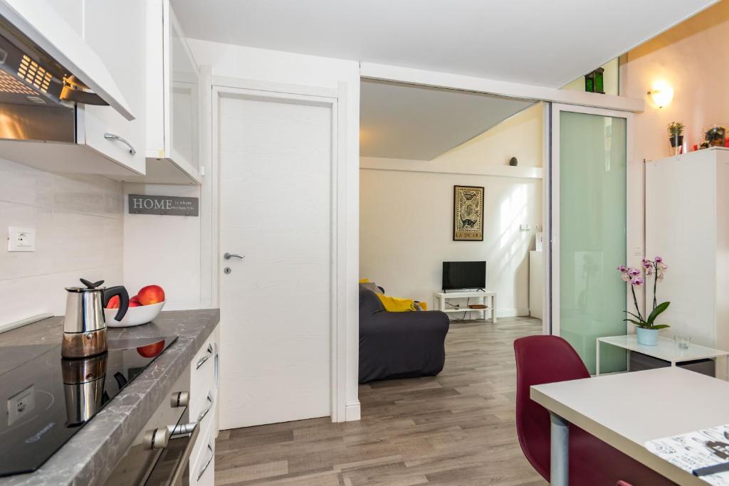 A kitchen or kitchenette at That's a Mole by Wonderful Italy