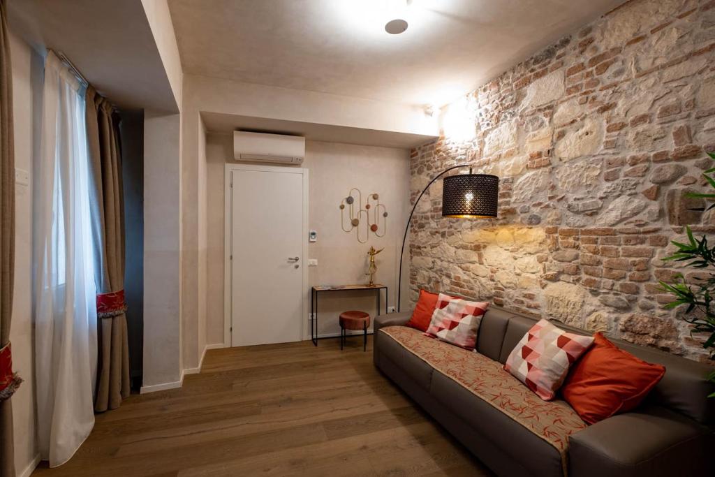 Verona Romana Apartments - 7