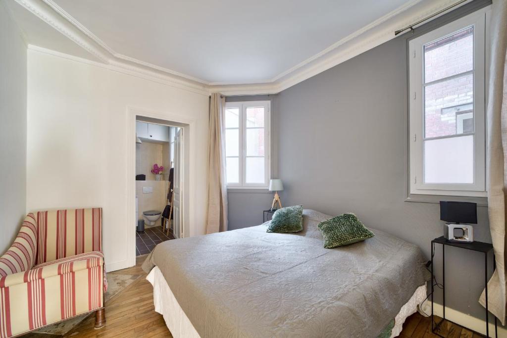 GuestReady - Spacious and Quiet Typical Parisian Apartment