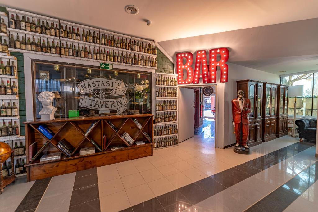 Lounge nebo bar v ubytování Nastasi Hotel & Spa