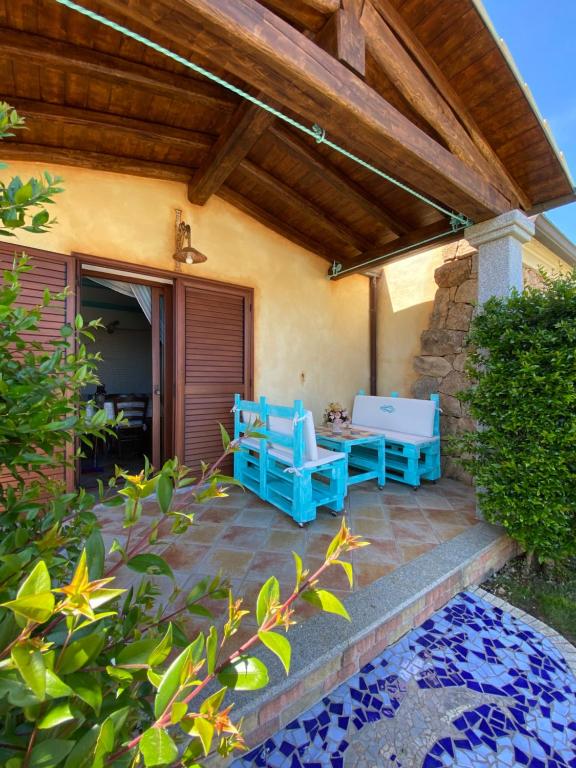 Villa Delfino a Tanaunella - Casa Vacanze Fronte Mare