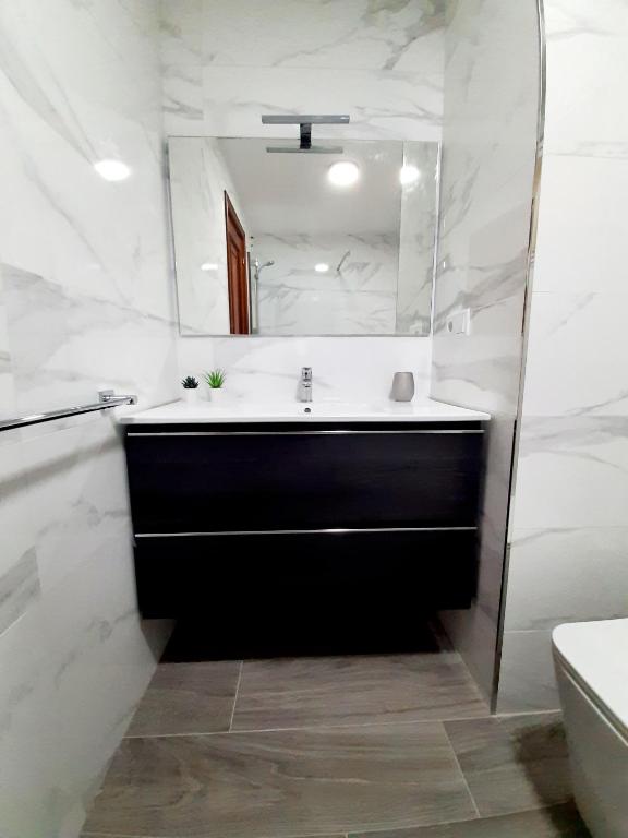 Kúpeľňa v ubytovaní Piso Mirador playa de Coroso