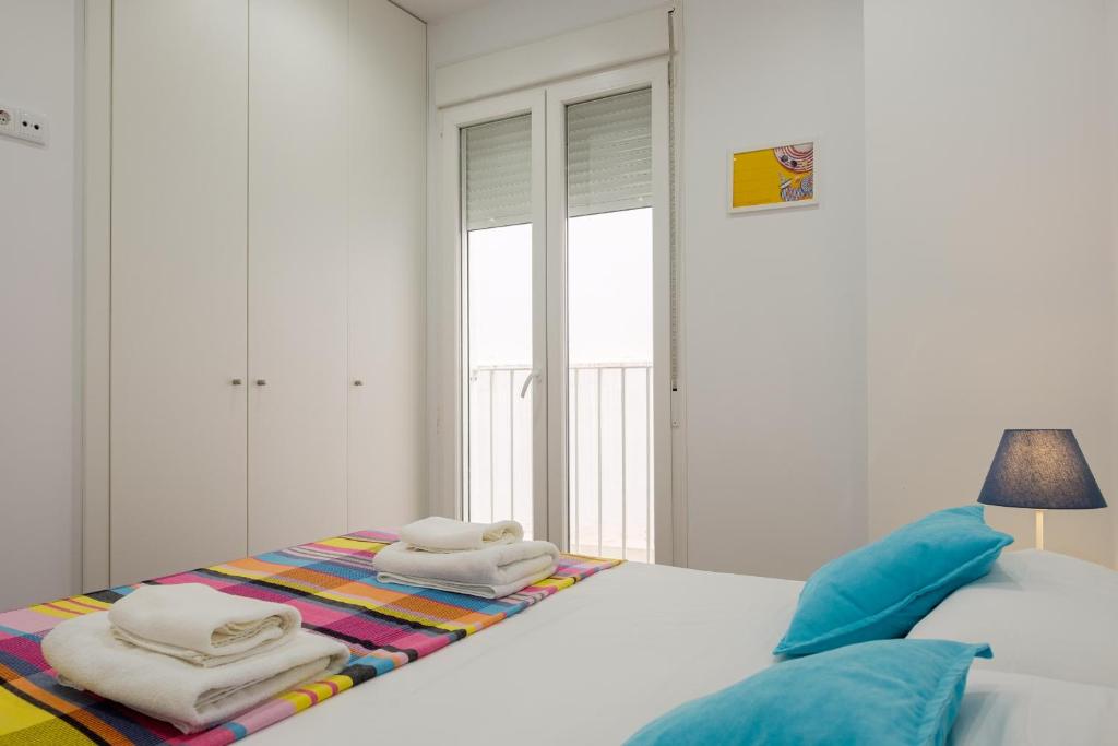 Posteľ alebo postele v izbe v ubytovaní Spacious & Clean Apartment in Quiet Area
