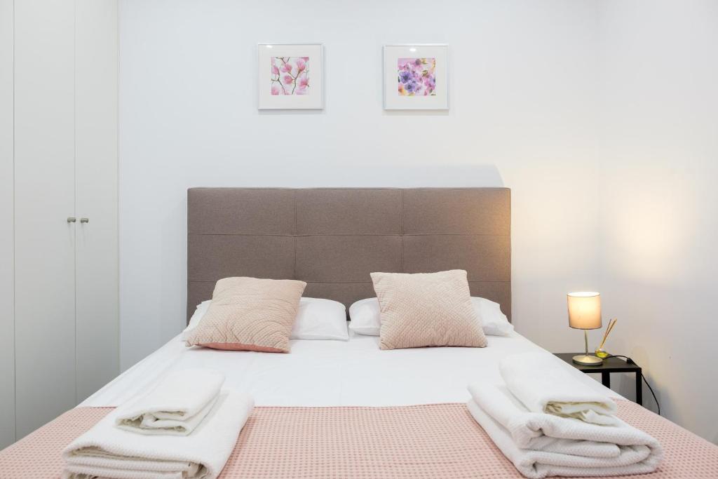 Posteľ alebo postele v izbe v ubytovaní Spacious & Clean Apartment in Quiet Area