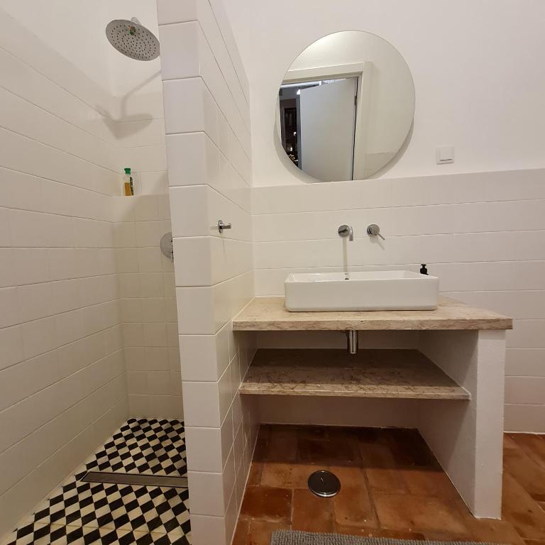 Koupelna v ubytování Casa Magana em Grândola