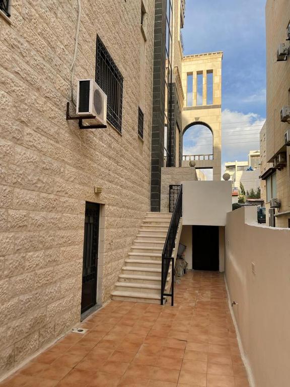 Lovely 2 bedroom apartment + with nice patio, Amman, Jordan - Booking.com