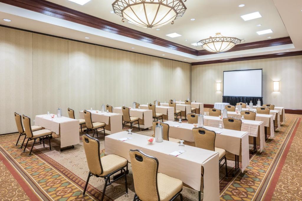 Crowne Plaza Providence-Warwick (Airport) by IHG photo